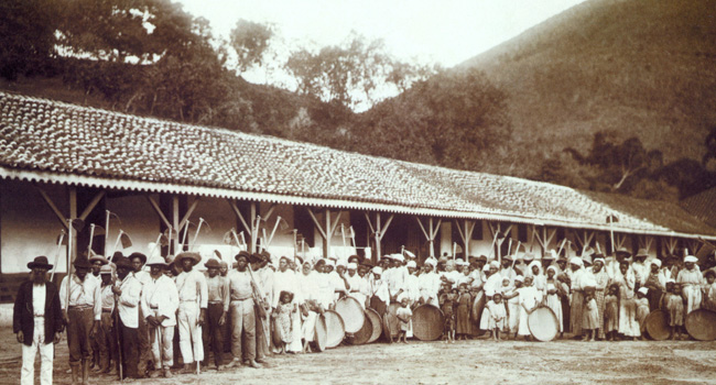 Рабы на кофейных плантациях в Бразилии