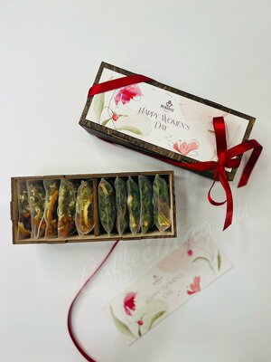 Набор травяных чаев Memories в подарочной деревянной шкатулке 10 пирамидок на чайник