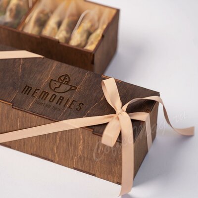 Набор травяных чаев Memories в подарочной деревянной шкатулке 10 пирамидок на чайник