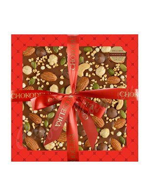 Chokodelika Шоколад молочный Ореховый фейерверк 180г 