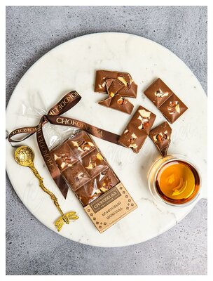 Chokodelika Шоколад молочный Крафтовый микс с пеканом и манго 50 г