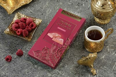 Chokodelika Шоколад белый Дубайский Dubai Raspberry с начинкой малина 180 г